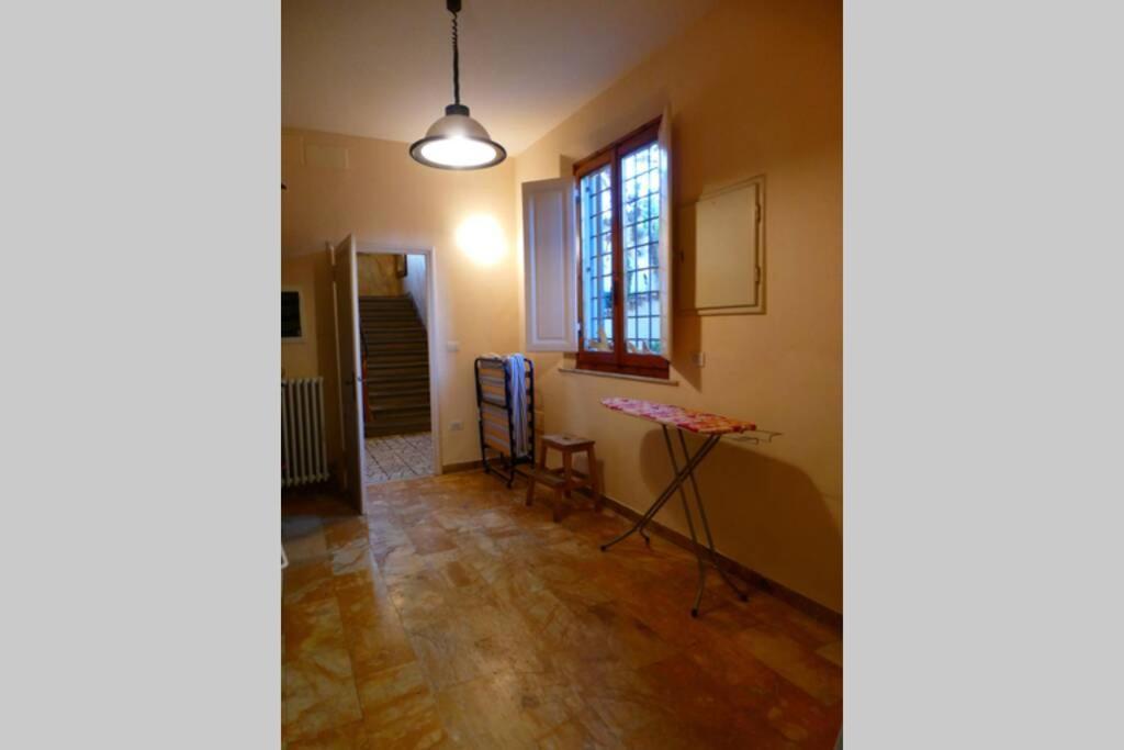 Casa Storica E Confortevole エンポリ エクステリア 写真
