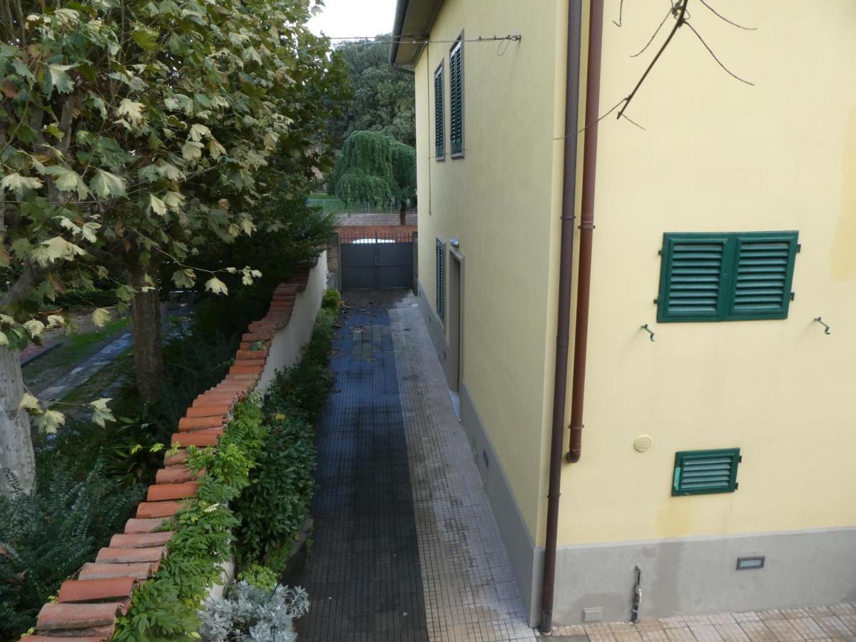 Casa Storica E Confortevole エンポリ エクステリア 写真