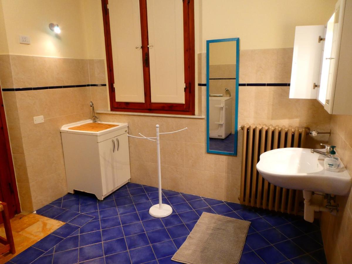 Casa Storica E Confortevole エンポリ エクステリア 写真