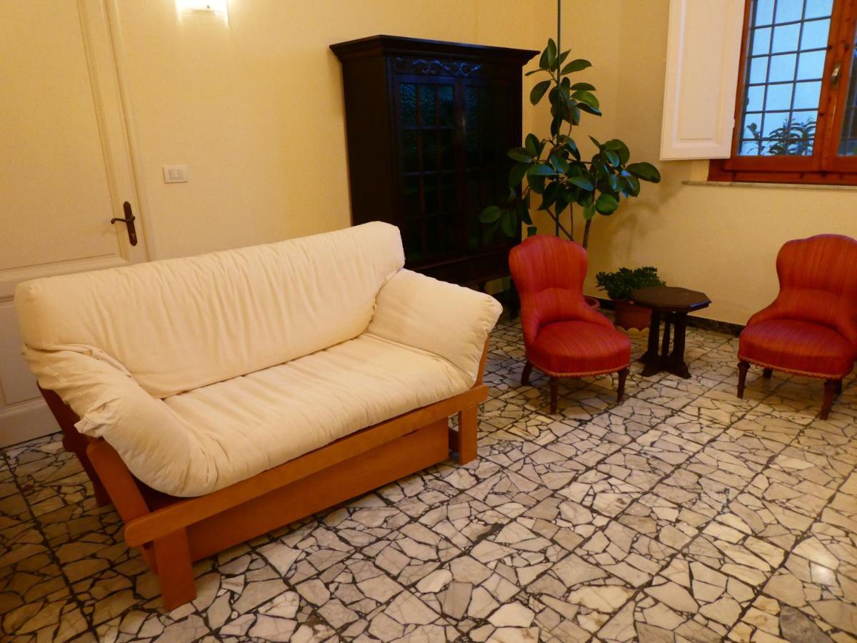 Casa Storica E Confortevole エンポリ エクステリア 写真